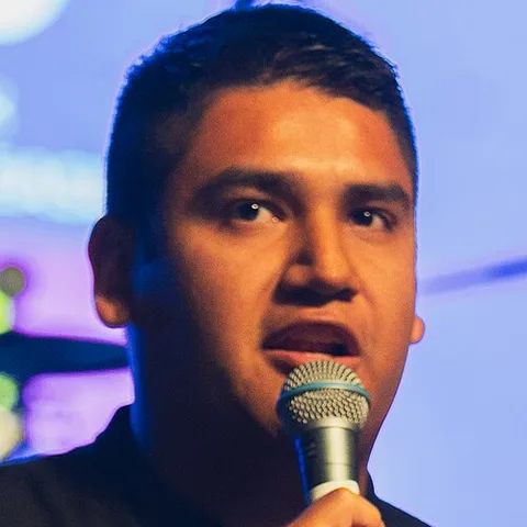 Photo of Randy Villegas
