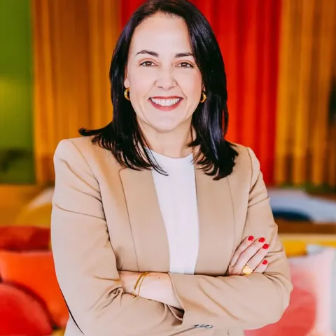 Photo of Denise Powell